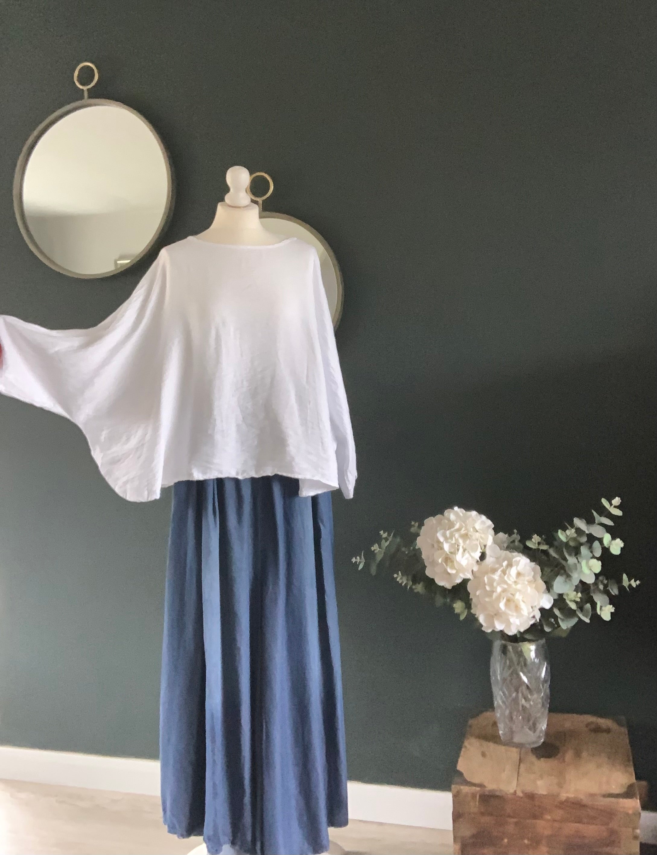 White batwing top