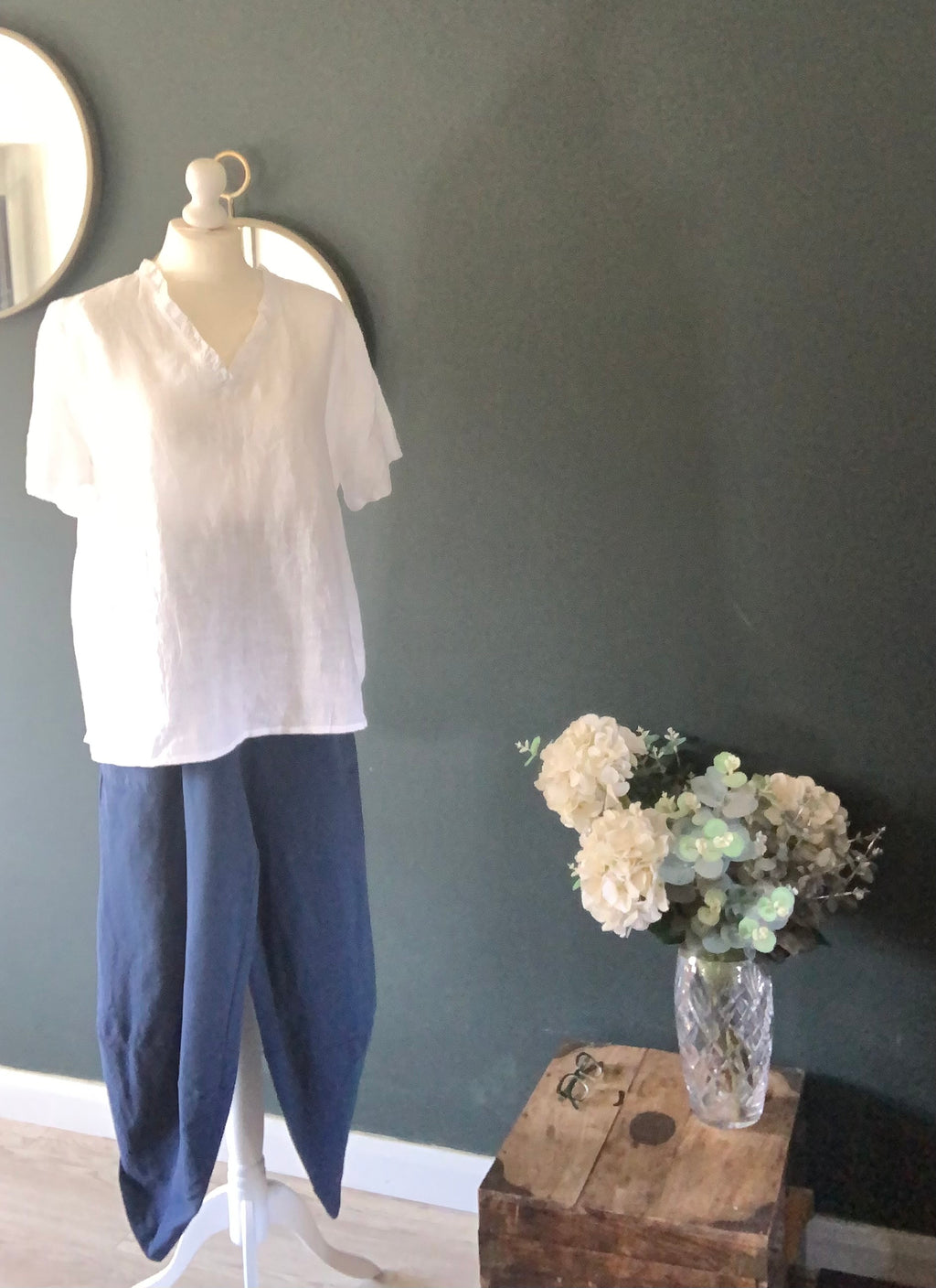Linen tee shirt - white