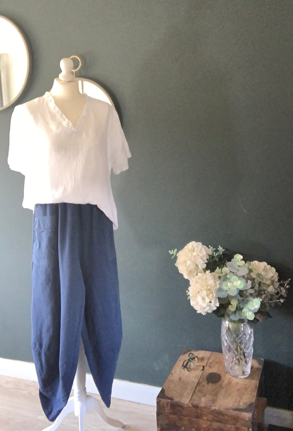 Linen tee shirt - white
