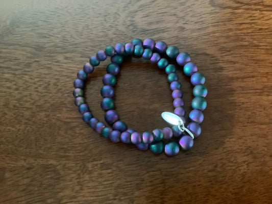 Bracelet - irradescent beads
