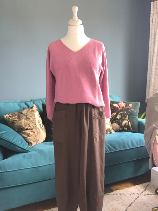 Balloon cut trousers in chocolate brown