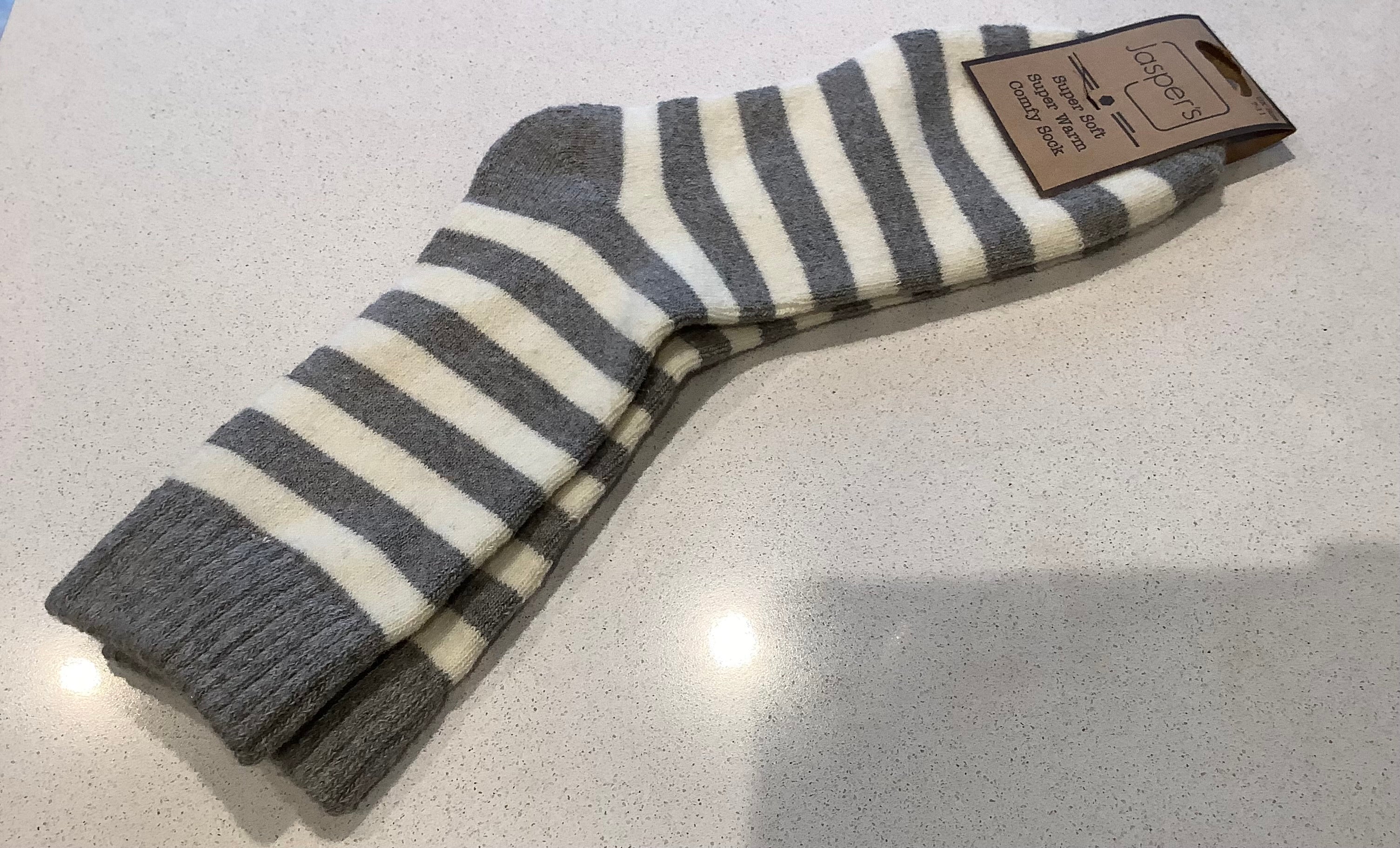 Men’s socks - grey striped